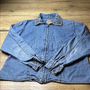 Women’s Vintage Woolrich Blue Denim Shacket with Embroidery Size Large